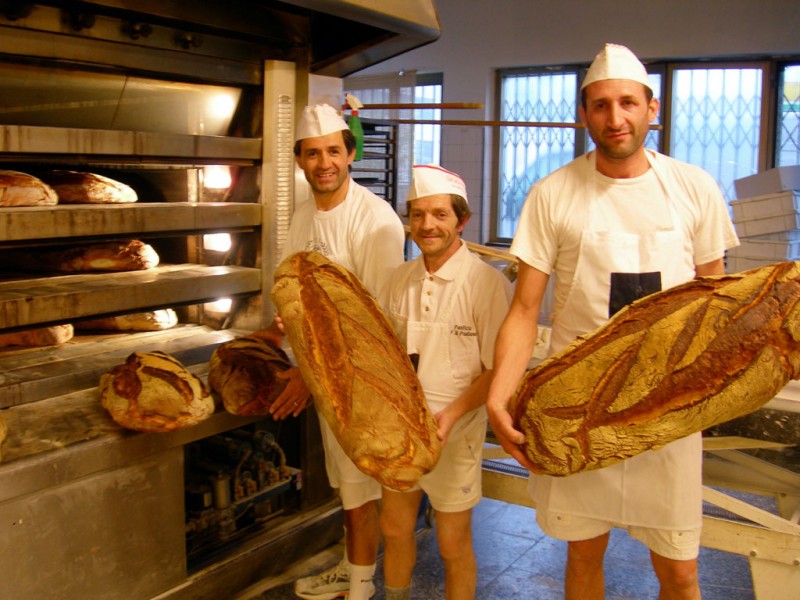 Божье дело - выпекать хлеб! Болгария, бизнес.