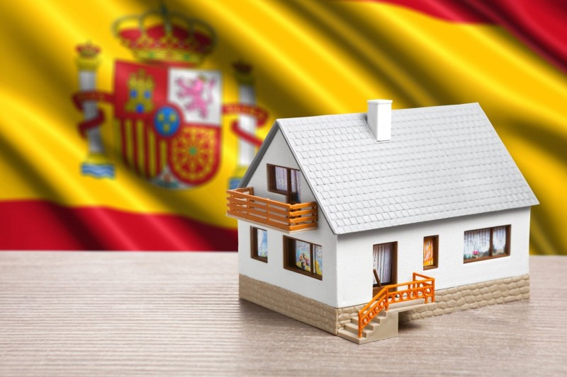 Что дает покупка недвижимости в Испании и какие налоги при покупке и владении