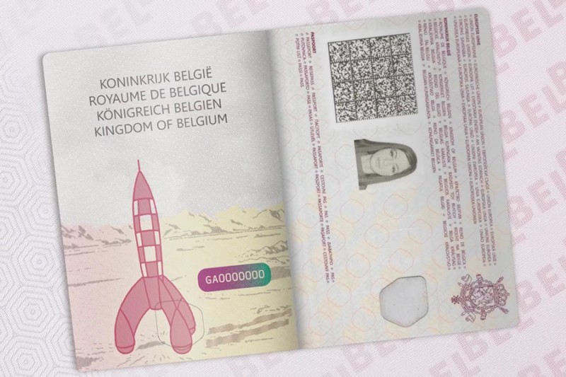 Бельгийский паспорт с обложкой из комиксов